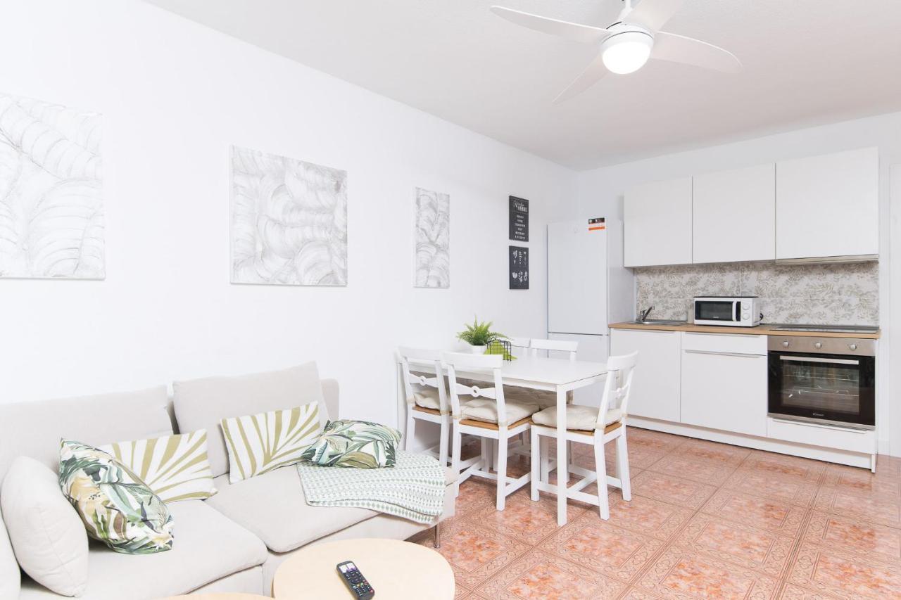 Sea View, Newly Renovated, 2 Bedrooms Apartment In Costa Adeje Exterior foto